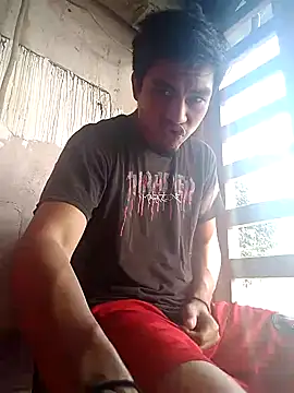 Snapshot of AlexAlejandro13 chatting on 02-07-25, 03:41 AlexAlejandro13 online show from 02-07-25, 03:41