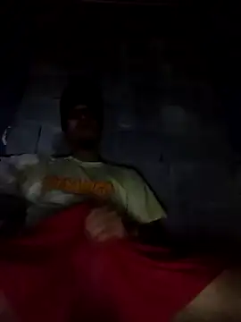 Snapshot of AlexAlejandro13 chatting on 02-08-25, 04:47 AlexAlejandro13 online show from 02-08-25, 04:47