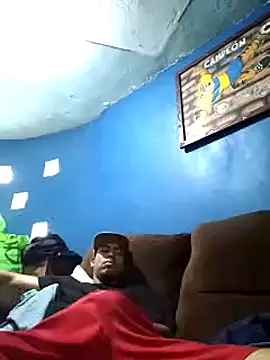 Snapshot of AlexAlejandro13 chatting on 02-11-25, 04:35 AlexAlejandro13 online show from 02-11-25, 04:35