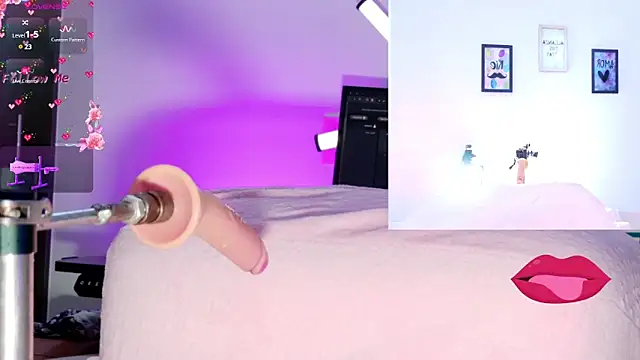 Snapshot of Scarlett-Smile chatting on 02-15-25, 05:28 Scarlett-Smile online show from 02-15-25, 05:28