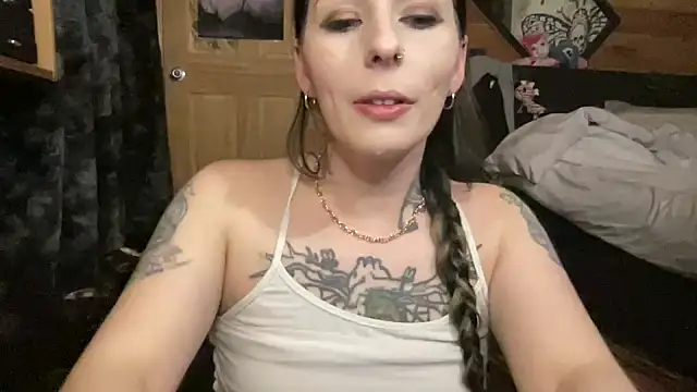 Snapshot of TeenyDoll chatting on 05-07-26, 02:39 TeenyDoll online show from 05-07-26, 02:39