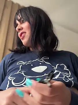 Snapshot of Roxxannne chatting on 02-20-25, 09:31 Roxxannne online show from 02-20-25, 09:31