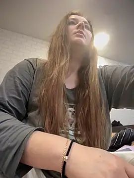 CandyShoopp online show from 02-09-25, 08:24