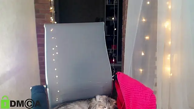 Snapshot of ms_kelarini chatting on 02-08-25, 09:15 ms kelarini online show from 02-08-25, 09:15