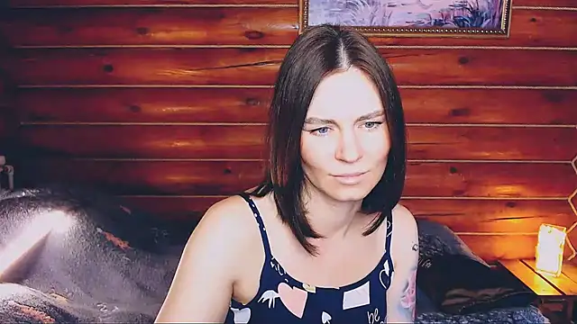 Snapshot of Platina_Fox chatting on 02-21-25, 05:13 Platina Fox online show from 02-21-25, 05:13