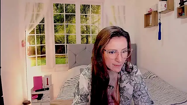 Snapshot of vanessabrown_ chatting on 06-16-26, 03:58 vanessabrown online show from 06-16-26, 03:58