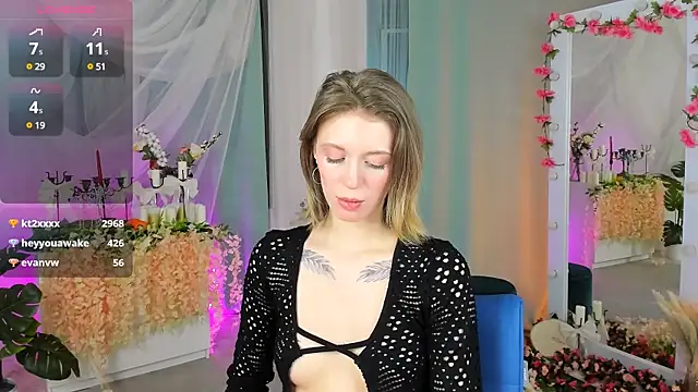 Snapshot of Salme_Sweet chatting on 02-24-25, 03:55 Salme Sweet online show from 02-24-25, 03:55