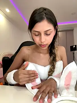 Snapshot of Sensualtease chatting on 10-16-25, 09:27 Sensualtease online show from 10-16-25, 09:27