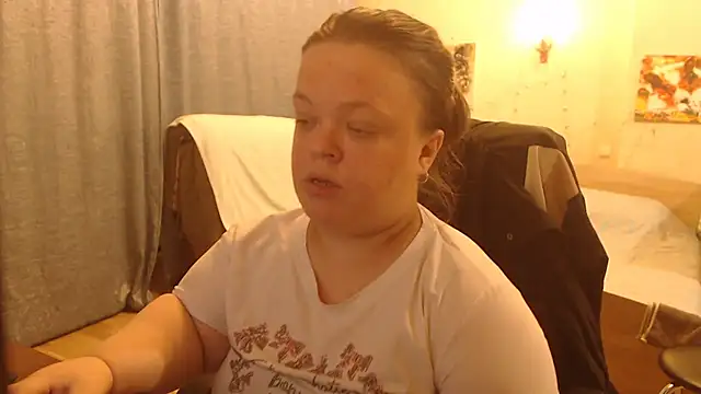 Snapshot of Janiffer_MiMi chatting on 12-06-24, 01:40 Janiffer MiMi online show from 12-06-24, 01:40