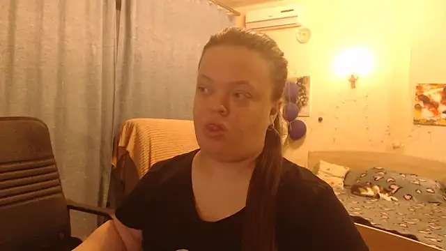 Snapshot of Janiffer_MiMi chatting on 01-12-25, 01:11 Janiffer MiMi online show from 01-12-25, 01:11