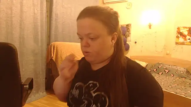 Snapshot of Janiffer_MiMi chatting on 01-12-25, 04:21 Janiffer MiMi online show from 01-12-25, 04:21