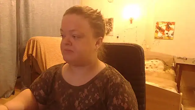 Snapshot of Janiffer_MiMi chatting on 01-31-25, 06:14 Janiffer MiMi online show from 01-31-25, 06:14