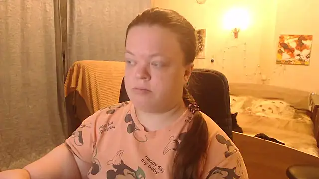 Snapshot of Janiffer_MiMi chatting on 02-01-25, 04:33 Janiffer MiMi online show from 02-01-25, 04:33