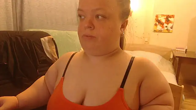 Snapshot of Janiffer_MiMi chatting on 03-17-25, 10:17 Janiffer MiMi online show from 03-17-25, 10:17