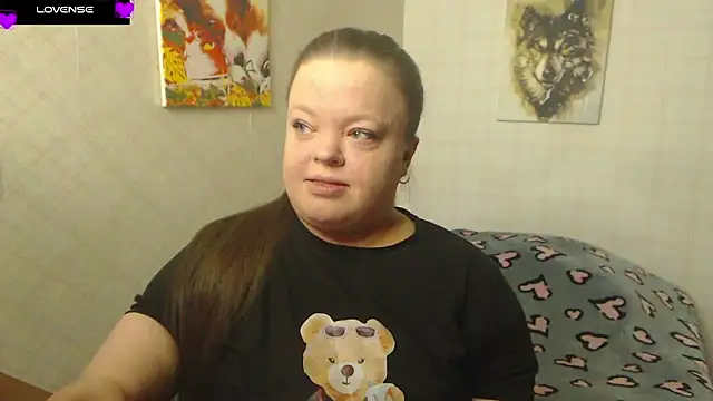 Snapshot of Janiffer_MiMi chatting on 09-22-25, 04:20 Janiffer MiMi online show from 09-22-25, 04:20