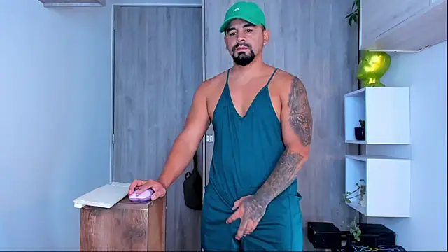 Ricardo 1998 online show from 02-14-25, 02:28