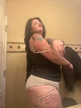 1-800-FUCKYOU online show from 12-01-24, 11:36