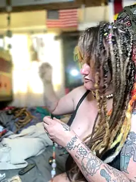 1-800-FUCKYOU online show from 11-03-25, 12:02