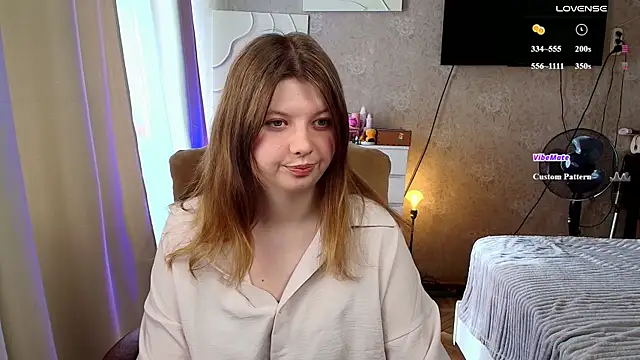 Snapshot of Vivian_cutie chatting on 05-10-26, 12:32 Vivian cutie online show from 05-10-26, 12:32