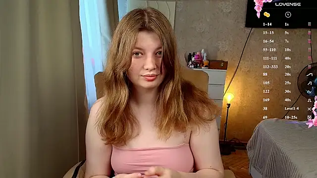 Snapshot of Vivian_cutie chatting on 05-24-26, 10:42 Vivian cutie online show from 05-24-26, 10:42