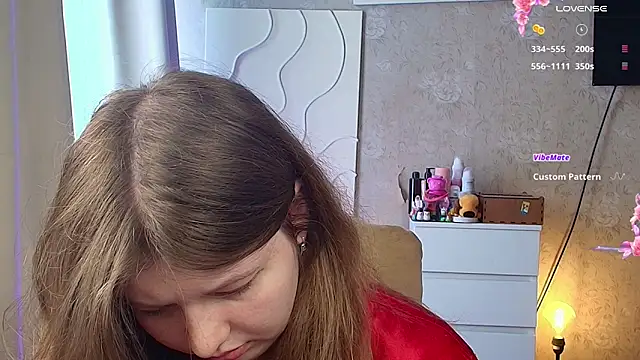 Snapshot of Vivian_cutie chatting on 06-06-26, 10:42 Vivian cutie online show from 06-06-26, 10:42