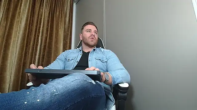 Thori92 online show from 12-22-25, 06:05