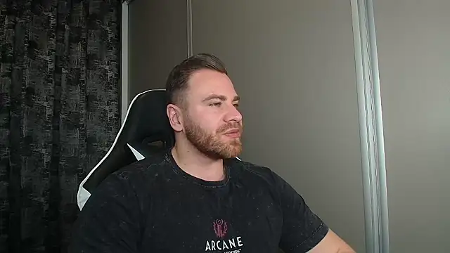 Thori92 online show from 01-07-26, 04:20