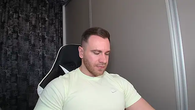 Thori92 online show from 03-30-26, 04:08