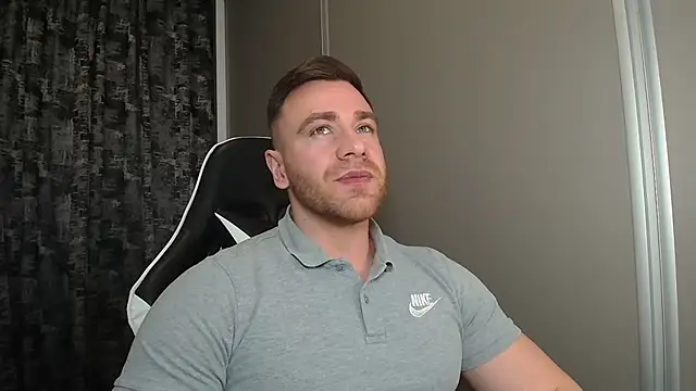 Thori92 online show from 04-10-26, 04:44