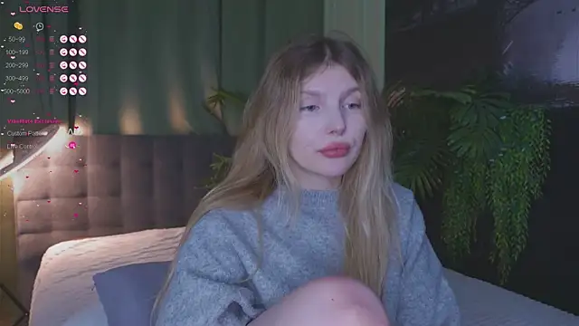 Snapshot of _aleksa_ chatting on 12-04-24, 12:36 aleksa online show from 12-04-24, 12:36