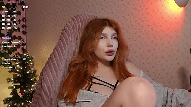 Snapshot of _aleksa_ chatting on 12-15-24, 01:32 aleksa online show from 12-15-24, 01:32