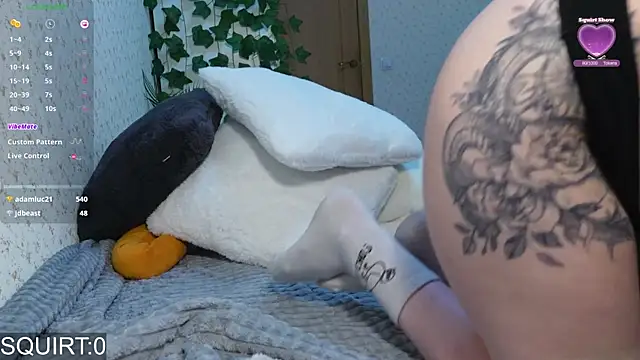 Snapshot of _aleksa_ chatting on 03-02-25, 08:18 aleksa online show from 03-02-25, 08:18