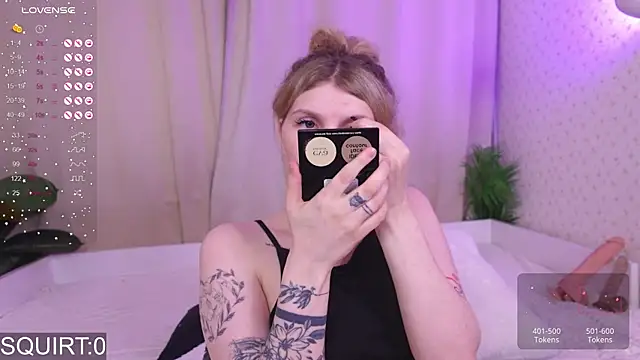 Snapshot of _aleksa_ chatting on 09-10-25, 05:02 aleksa online show from 09-10-25, 05:02