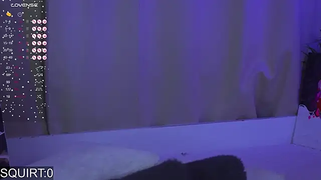 Snapshot of _aleksa_ chatting on 10-04-25, 04:38 aleksa online show from 10-04-25, 04:38