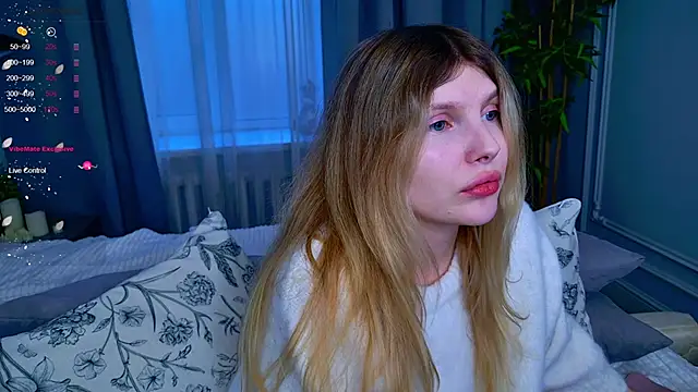 Snapshot of _aleksa_ chatting on 12-14-25, 06:52 aleksa online show from 12-14-25, 06:52