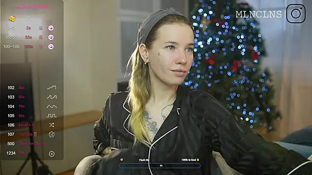 melanielwithu online show from 12-17-25, 07:47