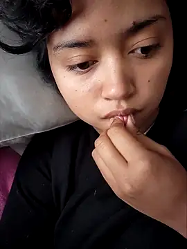 Peach Girll online show from 03-21-25, 03:35