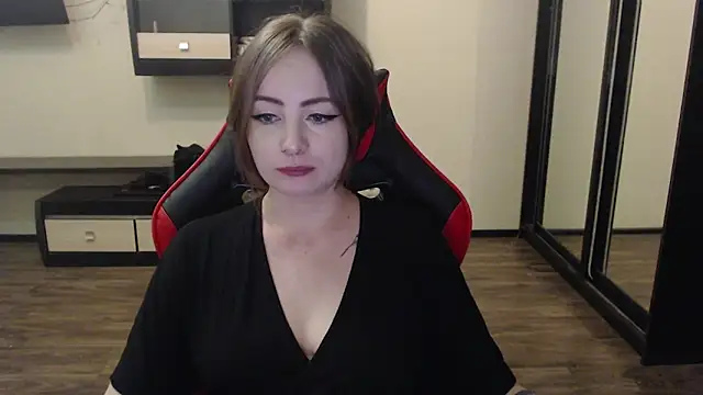 Snapshot of Laralianna chatting on 01-05-25, 08:52 Laralianna online show from 01-05-25, 08:52