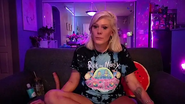 Snapshot of Lexi_Shocker chatting on 04-23-26, 03:08 Lexi Shocker online show from 04-23-26, 03:08