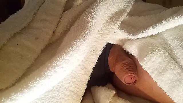 Snapshot of Remstr chatting on 02-05-26, 08:46 Remstr online show from 02-05-26, 08:46