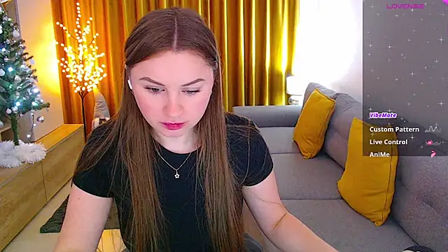 Snapshot of _Mia_Adams chatting on 12-27-24, 12:12 Mia Adams online show from 12-27-24, 12:12