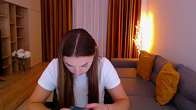 Snapshot of _Mia_Adams chatting on 10-08-25, 06:22 Mia Adams online show from 10-08-25, 06:22