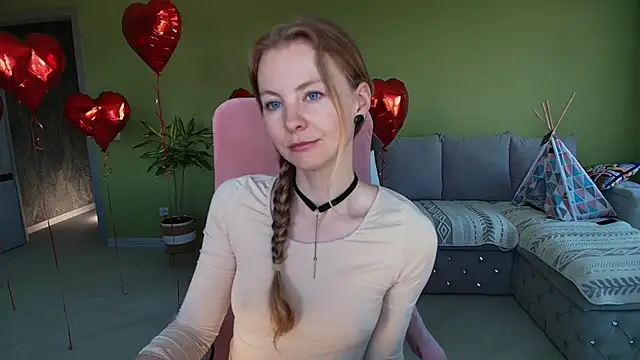 Cuddle Cat online show from 05-31-26, 05:26