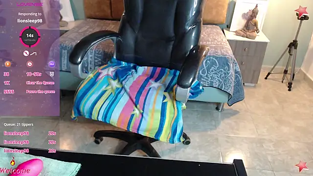 Snapshot of Barbiegomez chatting on 02-05-25, 06:24 Barbiegomez online show from 02-05-25, 06:24