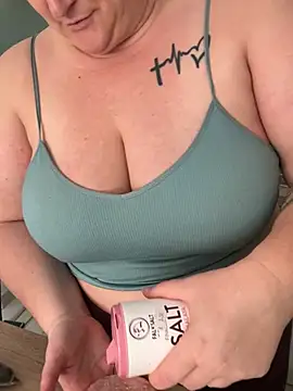 sweeti Em online show from 02-22-26, 03:32