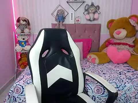 cum bigass online show from 09-23-25, 12:08