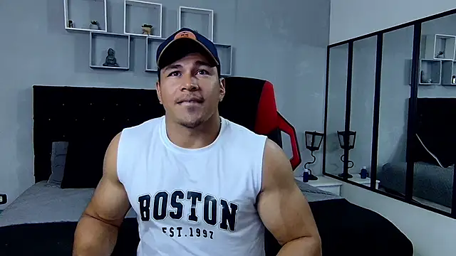 tyler hank01 online show from 02-01-25, 01:02