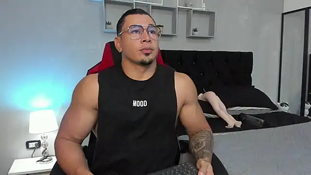 tyler hank01 online show from 11-01-25, 10:01