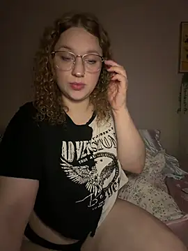 EmmieRae online show from 01-10-26, 03:19