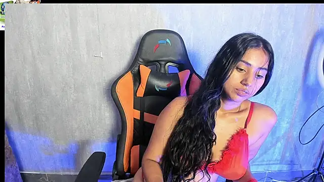 Valentinne z online show from 02-09-25, 04:25